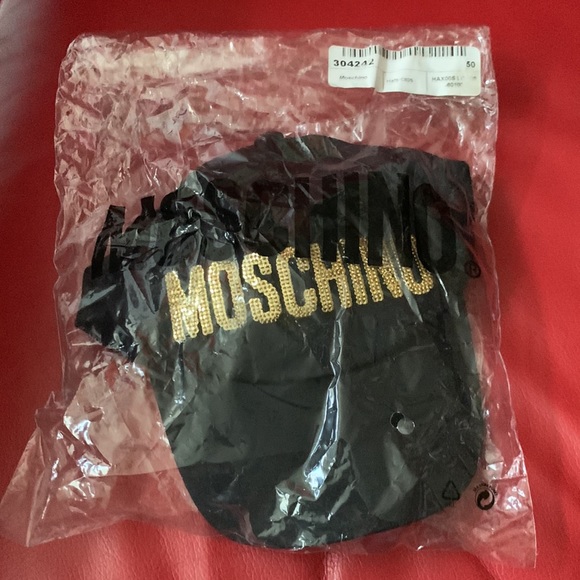Moschino Kid Black Cotton Sequins Logo Cap - Picture 7 of 7